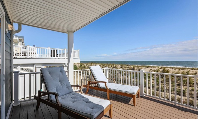 South Bethany House | FREE DAILY ACTIVITIES INCLUDED! FABULOUS OCEANFRONT 6 BEDROOM HOME!