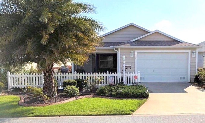 Fernandina House | Free golf cart. Great reviews. Low cleaning fee! Perfect location!