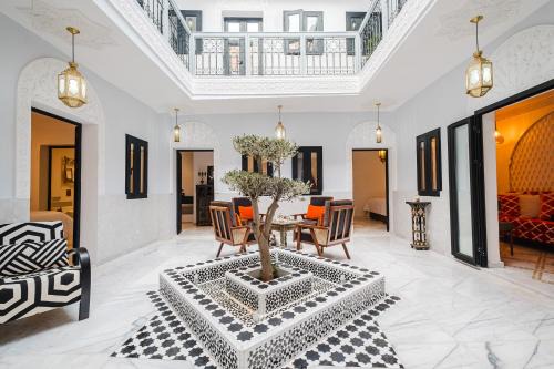 Bab Doukkala Bed & Breakfast | Free People Riad and Spa