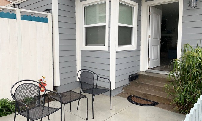 Huntington Beach House | Fresh Remodeled Beach house less than 2 blocks to the Beach and Main Street!