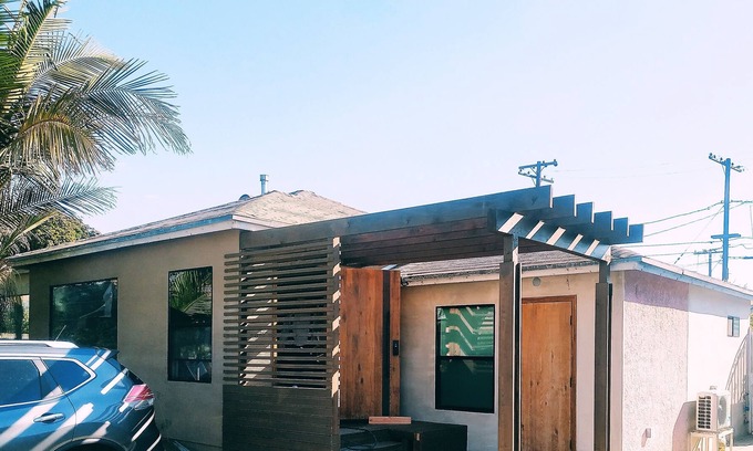 Gardena Apartment | Fresh studio guest suite in a quiet neighborhood.