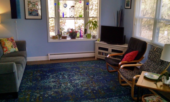 Park Forest Village House | Freshly Remodeled Home- 10 Minutes from Beaver Stadium