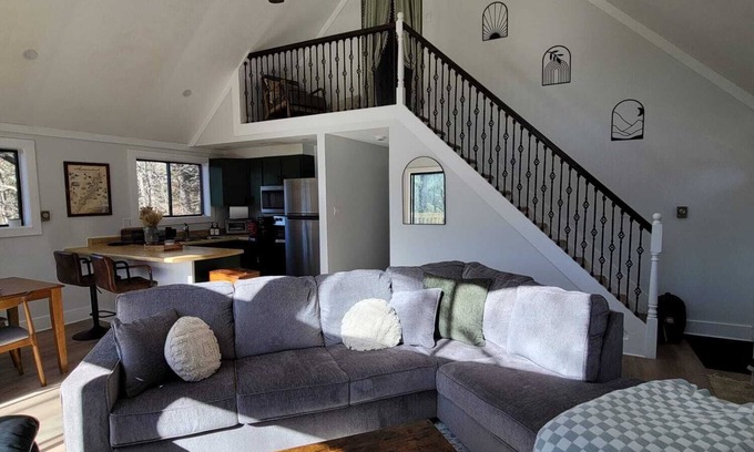 Basye Ski Chalet | Freshly Renovated, Views, Private, Bryce Resort, Lake Laura