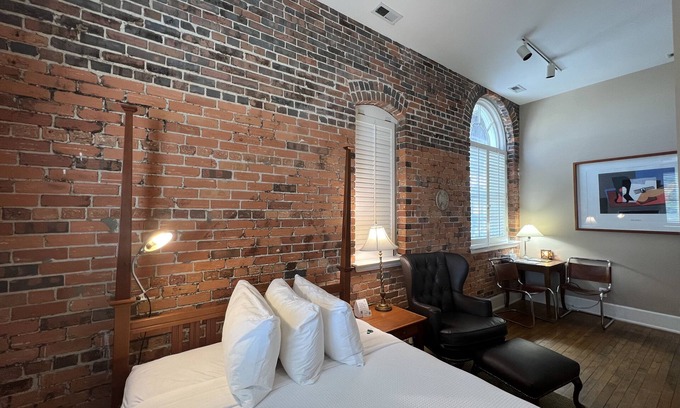 Wilmington Historic District Bed & Breakfast | Front Street Inn