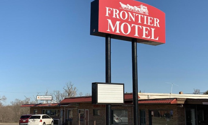 Oberlin Hotel | Frontier Motel