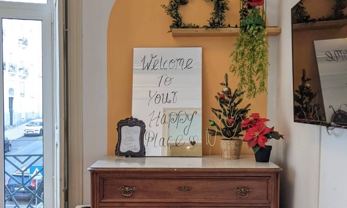 Penha de Franca Apartment | Full of Life Spacious Apartment Lisbon