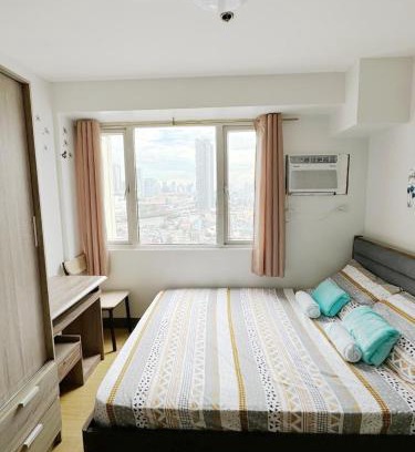 Pembo Apartment | Fully Furnished 1BR Ridgewood Towers with 200Mbps WIFI