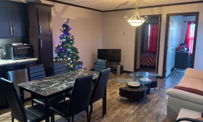 Thompson House | Fully furnished 3 bedrooms