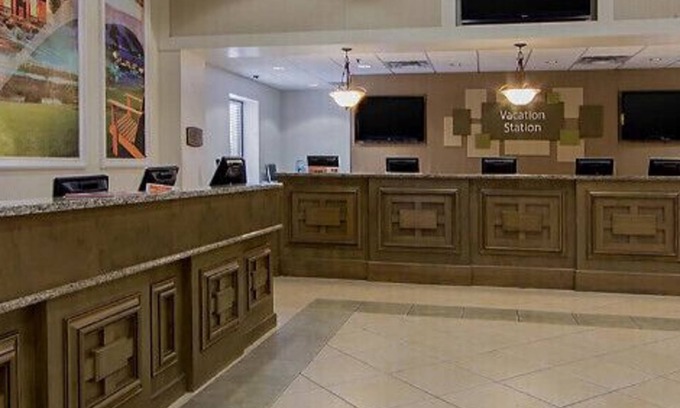 Orange Lake Condo | Fully kitthen, 2 TV's, Cable , Phone, WIFI internet, 7 miles from Disney World