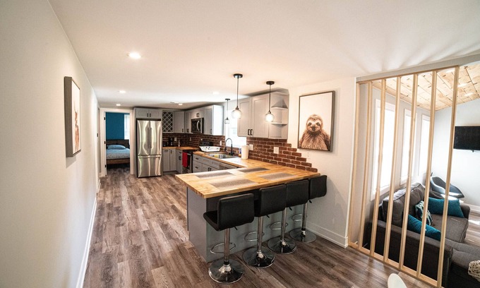 Irons House | Fully remodeled house in perfect location
