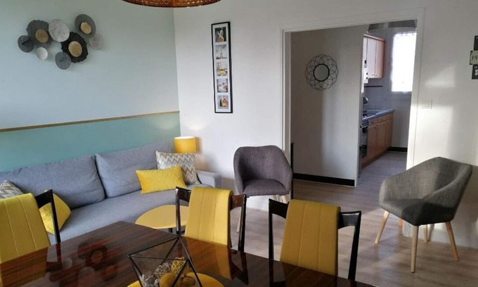 Montlucon Apartment | Fully renovated 6-person apartment