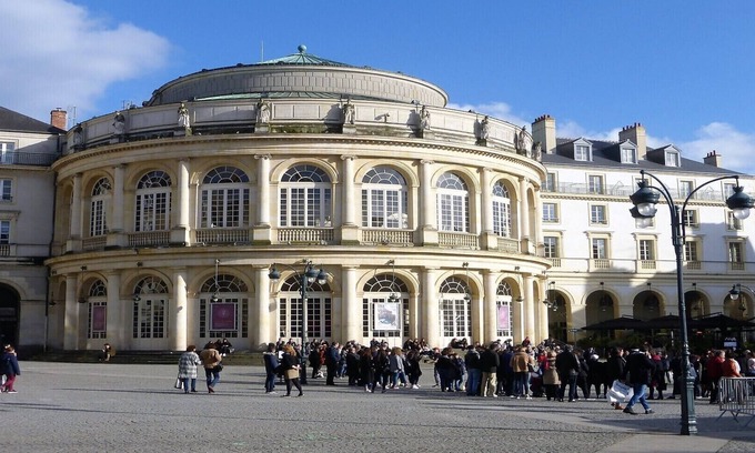 Colombier - Champ de Mars Apartment | Furnished apartment, near train station and metro