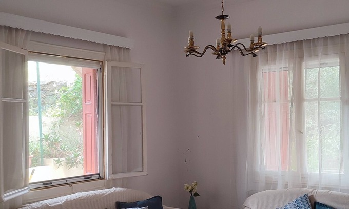 Posidonia House | Furnished house ideal for your summer holidays, just 1.5km from Agathopes Beach!