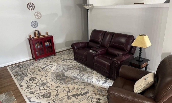 Leicester Apartment | Furnished private 1 BR 1 BA Apt. UTILITIES INCLUDED W/ WIFI and one car garage