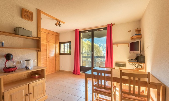 Vars Apartment | Génépi - Studio pour 5 vue montagne