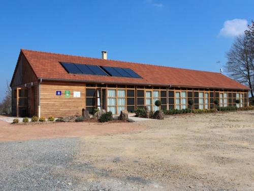 Mesples House | Gîte Éco Responsable en Allier avec Wifi - FR-1-489-484