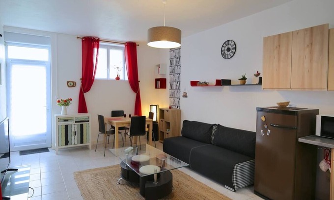 Beaussais-sur-Mer Apartment | Gîte-appartement sur la Côte D'emeraude