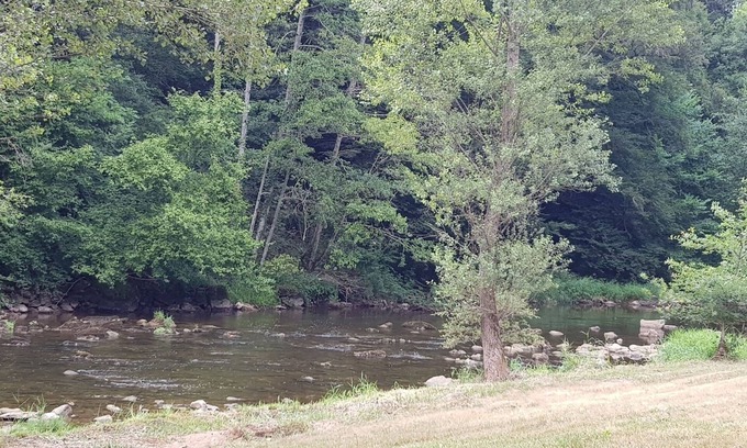 Mayran House | Gîte Aveyron river view