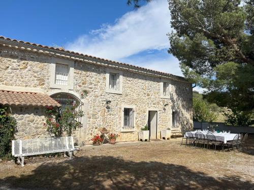 Gruissan House | Gîte de 12 personnes au cœur d'un domaine viticole