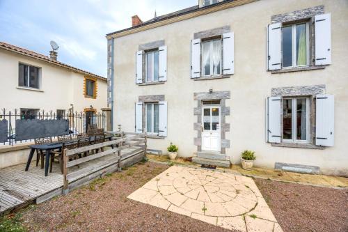 Montournais House | Gîte de L'Ouvroux-25min Puy Du Fou