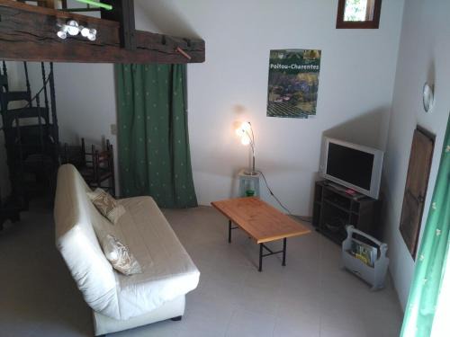 Montlieu la Garde House | Gîte du grand Chêne