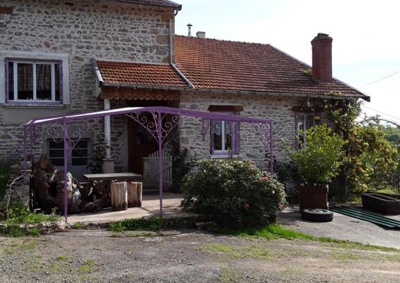 Montagny-sur-Grosne House | Gîte