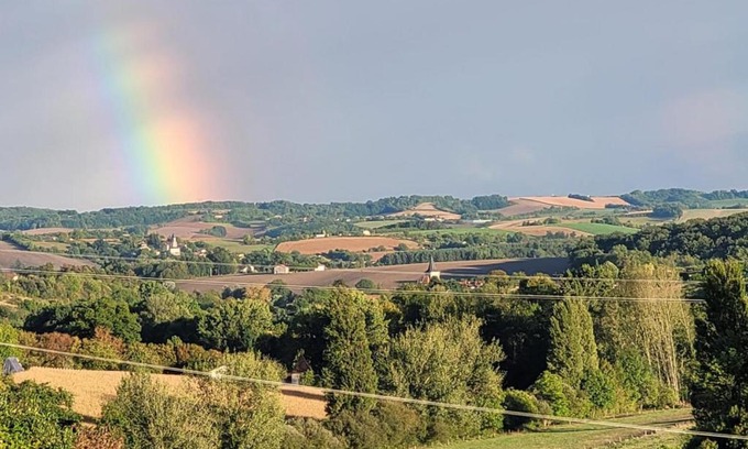 Salles-Lavalette House | Gîte indépendant avec vue et cheminée - Animaux acceptés, Parking, WIFI - FR-1-653-269