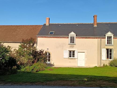 Vennecy House | Gîte paisible près d'Orléans, animaux admis, terrasse et jardin - FR-1-590-584