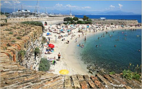Les Maillans House | Gîtes Domaine de la Chapelle