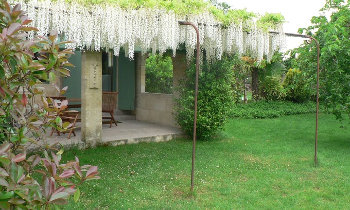 Vignonet House | Gîtes Glycine face rivière Saint-Emilion