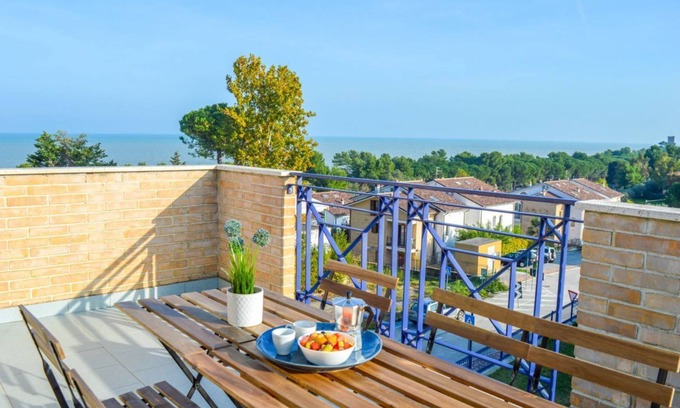 Foggetta Apartment | G.Bay C21 - Second floor apartment with balcony overlooking the sea and the pool