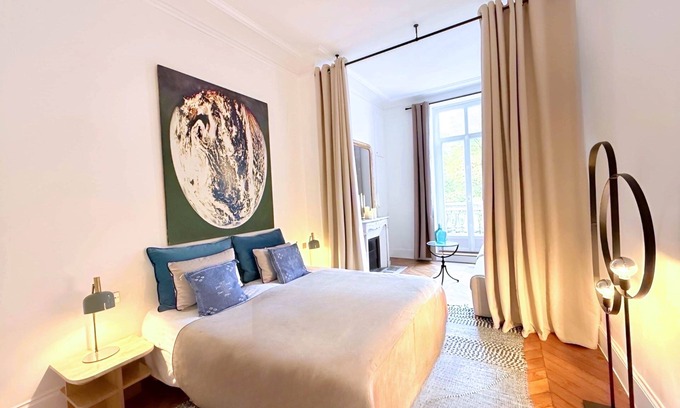 Arts-et-Metiers Apartment | Gaîté Paris, 5 Br/3 Ba, 10 ppl, 170 m²