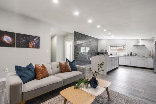 Southwest Anaheim House | Galactic Getaway Close to Disney with Pool and Games
