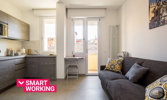 Historic Center Apartment | Galleria del Reno 2B by Wonderful Italy