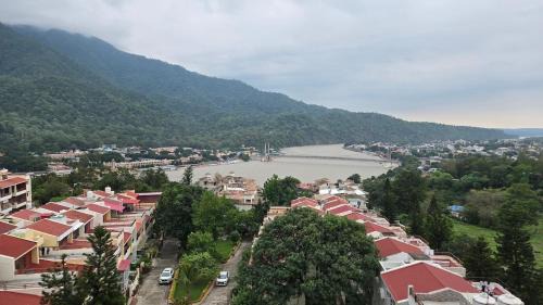Rishikesh Villa | Ganga Aahana Retreat - Luxury Home Vibe & Ganga View