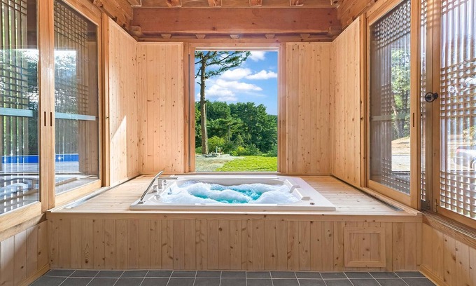 Gangneung House | Gangneung Booyoonok Hanok Pension