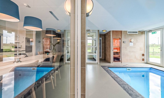 Colijnsplaat House | Ganuenta by Interhome