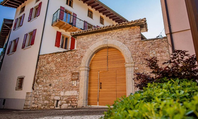 Nago-Torbole Apartment | GARDA BALDO APARTMENTS VIVALDI