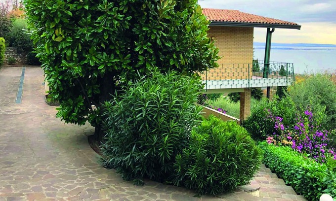Monte Apartment | GARDA LANDSCAPE - Apartment in Villa with Garden and Private Pool