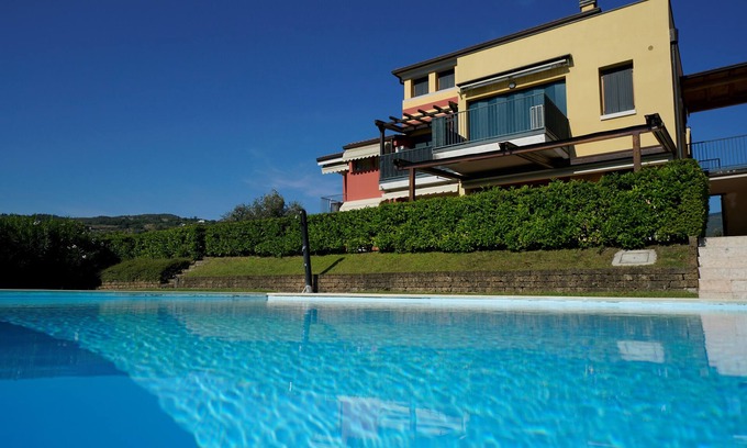 Garda Apartment | GardaLake BlueParadise - garden, lake view and swimming pool