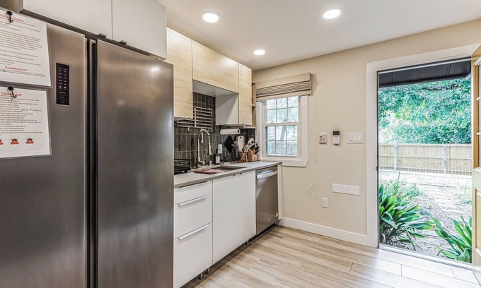 Mid City South House | Garden District Duplex