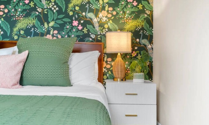 Beverly Apartment | Garden Getaway 2BR Minutes to Salem, Beach, and train to Boston!