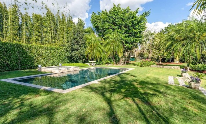 Homestead House | Garden House, Pool in Lush Peaceful Homestead