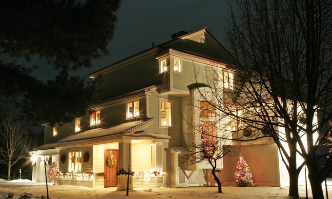 Charlotte Apartment | Gardner Residence and Gardens