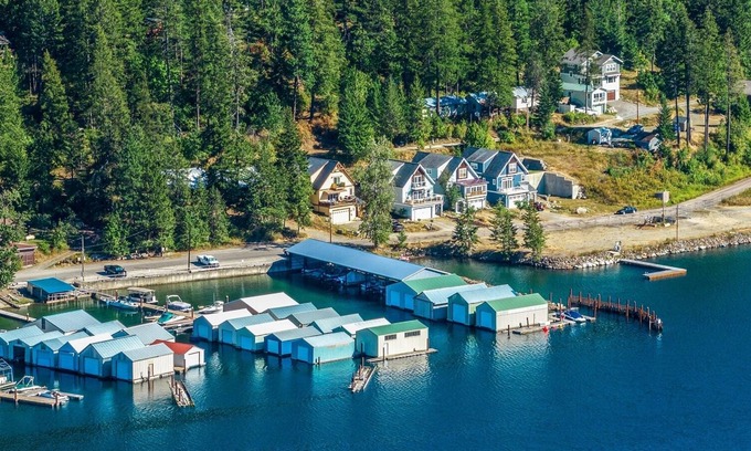 Sagle House | Garfield Bay Home | Private Boat Slip | Scenic Views