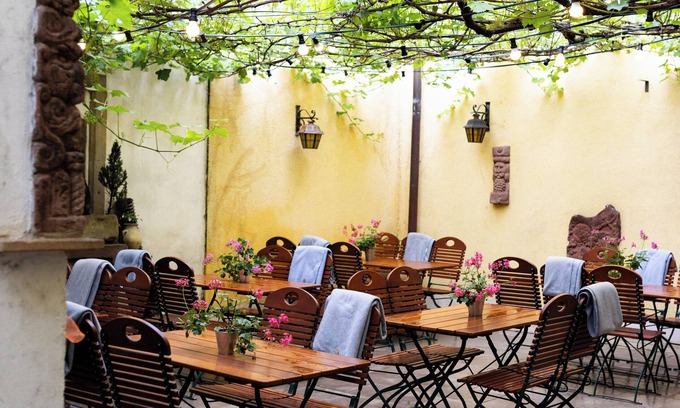 Herxheim am Berg Hotel | Gasthaus Honigsack