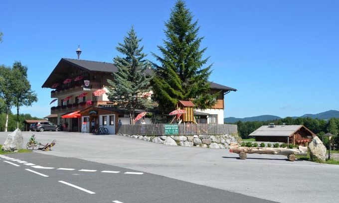 Hof bei Salzburg Hotel | Gasthof Alte Tanne