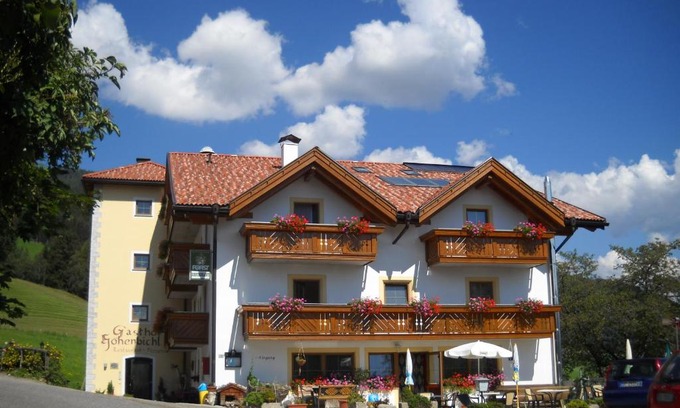 Terento Hotel | Gasthof Hohenbichl