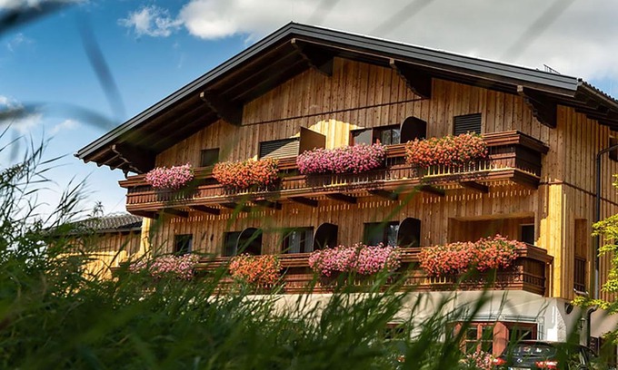 Grossgmain House | Gasthof Steinerwirt