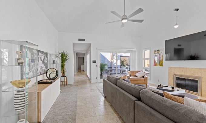 North Mountain House | Gated Luxury Mountainside Villa - 15 minutes from Scottsdale or DT Phoenix